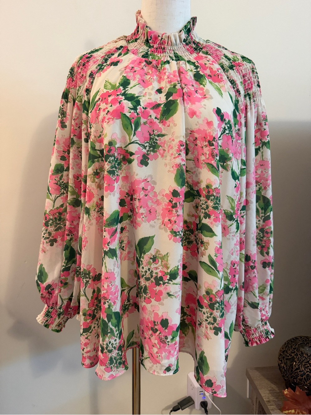 Tuckernuck Pink & Green Floral Smocked-Neck Top Sz Large